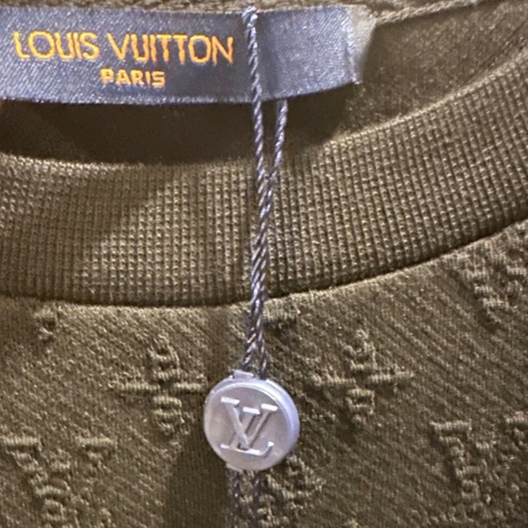 New Louis Vuitton 3D Monogram pocket Shirt - Picture 5 of 6